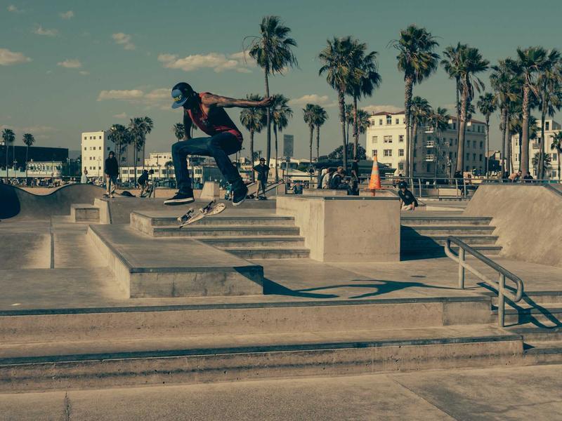 تصوير الأجهزة الإلكترونية والتقنية بدقة عالية