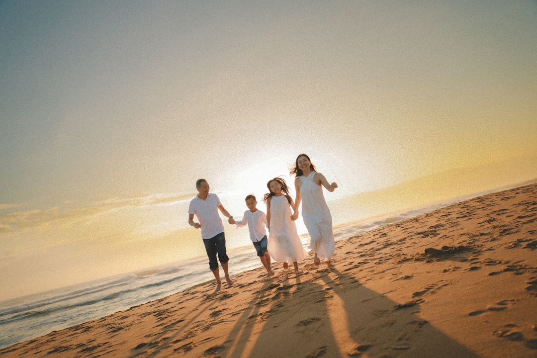 جلسات تصوير الأطفال والعائلة: توثيق اللحظات العفوية