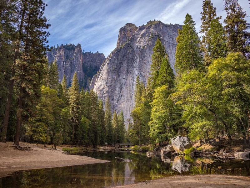 تصوير المودلز والأزياء في الرياض: رؤية فنية من طلال عوض