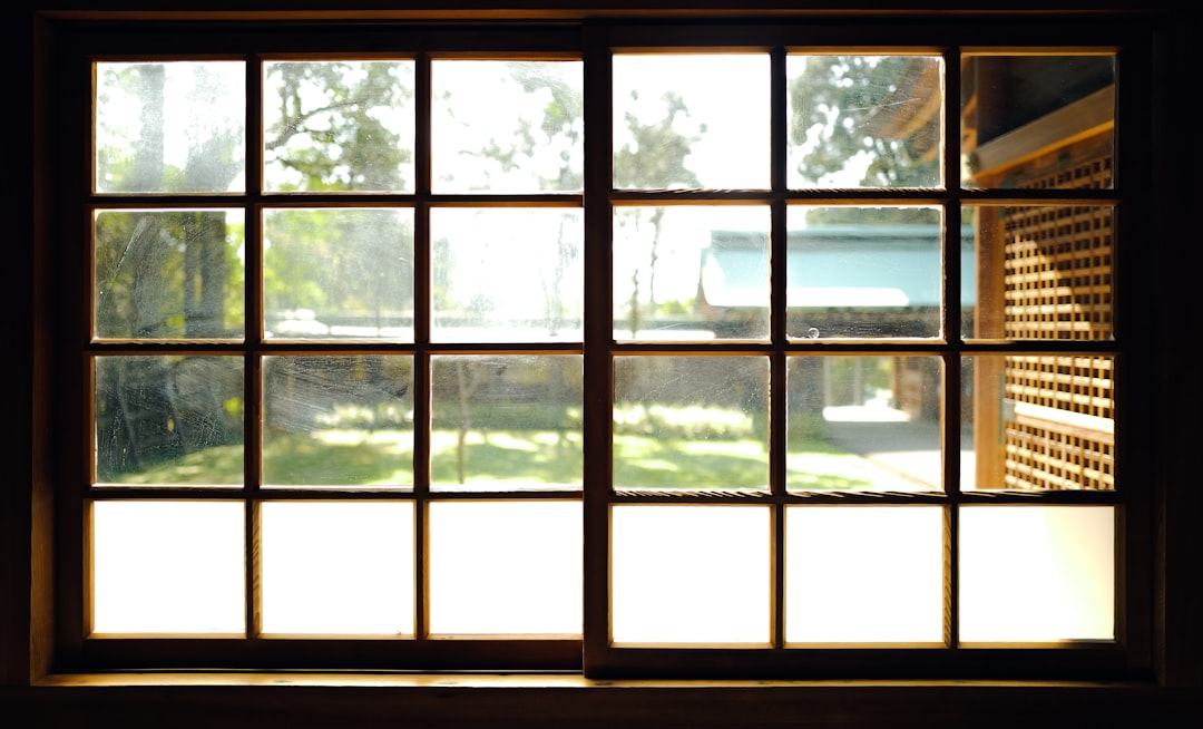 كيفية معالجة صور العقارات لإظهار الإضاءة الطبيعية بشكل مثالي