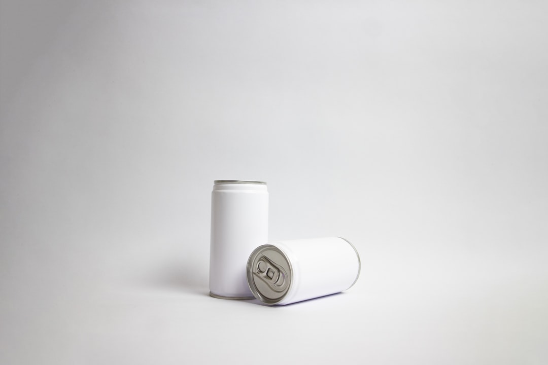 أهمية التصوير بخلفية بيضاء (White Background) لمتاجر سلة وزد