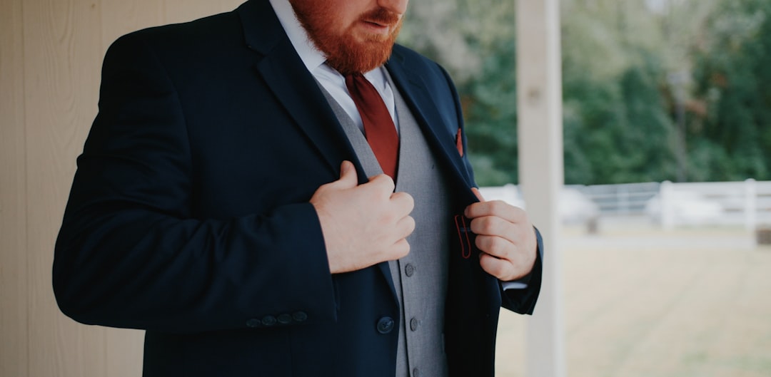 أفضل مصور بورتريه في الرياض: كيف يبرز طلال عوض شخصيتك؟