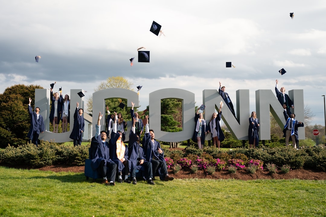 تصوير الخريجين والمناسبات الدراسية في الجامعات السعودية