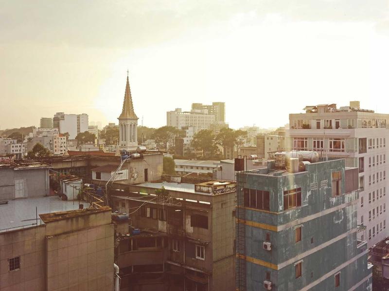 تصوير المودلز والأزياء في الرياض: رؤية فنية من طلال عوض