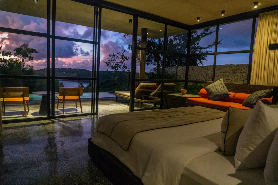 أفضل مصور عقارات في الرياض: كيف تبيع عقارك من أول نظرة؟