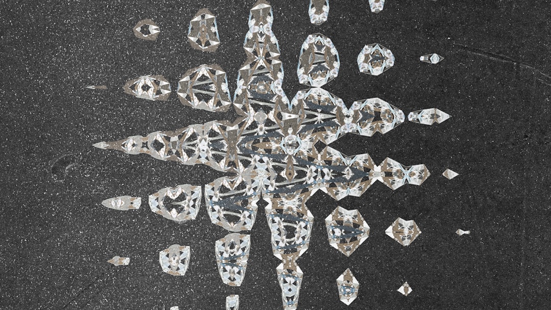 تصوير المجوهرات والذهب: إظهار البريق والدقة المتناهية