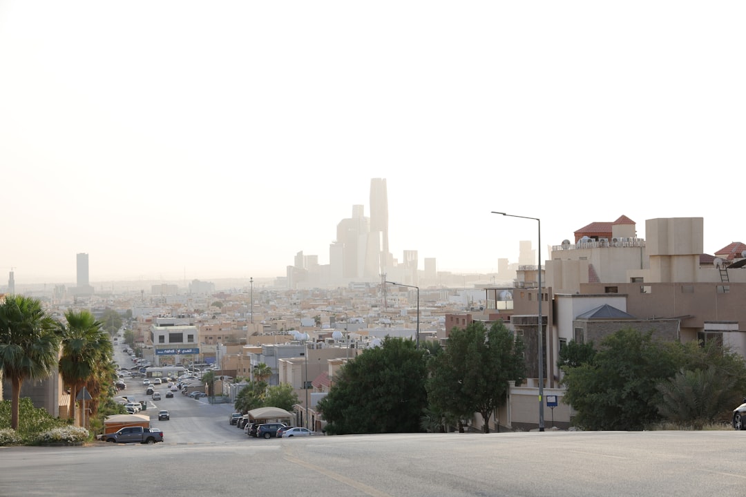 أفضل الأماكن الخارجية للتصوير في الرياض: توصيات طلال عوض