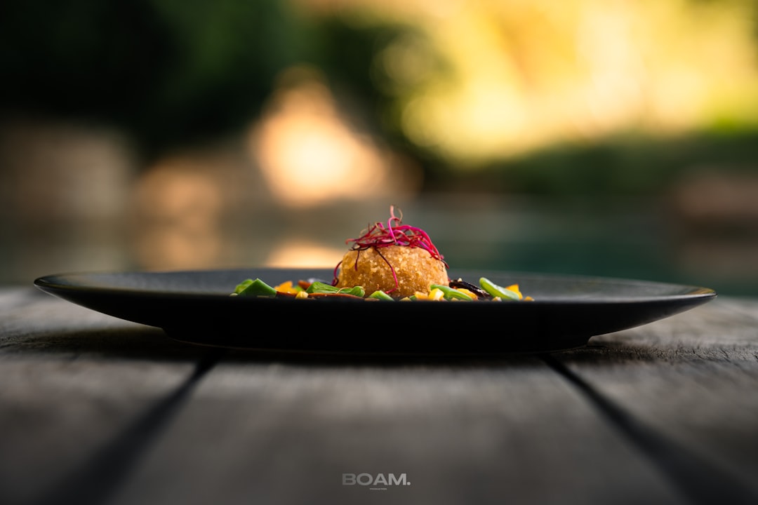 أفضل خلفيات التصوير لتصوير المنتجات الغذائية والوجبات