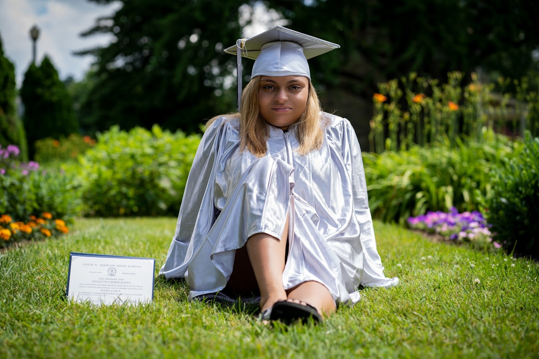 تصوير الخريجين والمناسبات الدراسية في الجامعات السعودية
