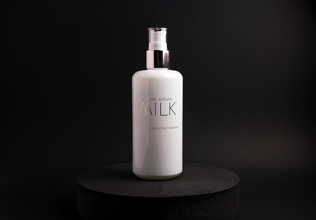 أهمية التصوير بخلفية بيضاء (White Background) لمتاجر سلة وزد