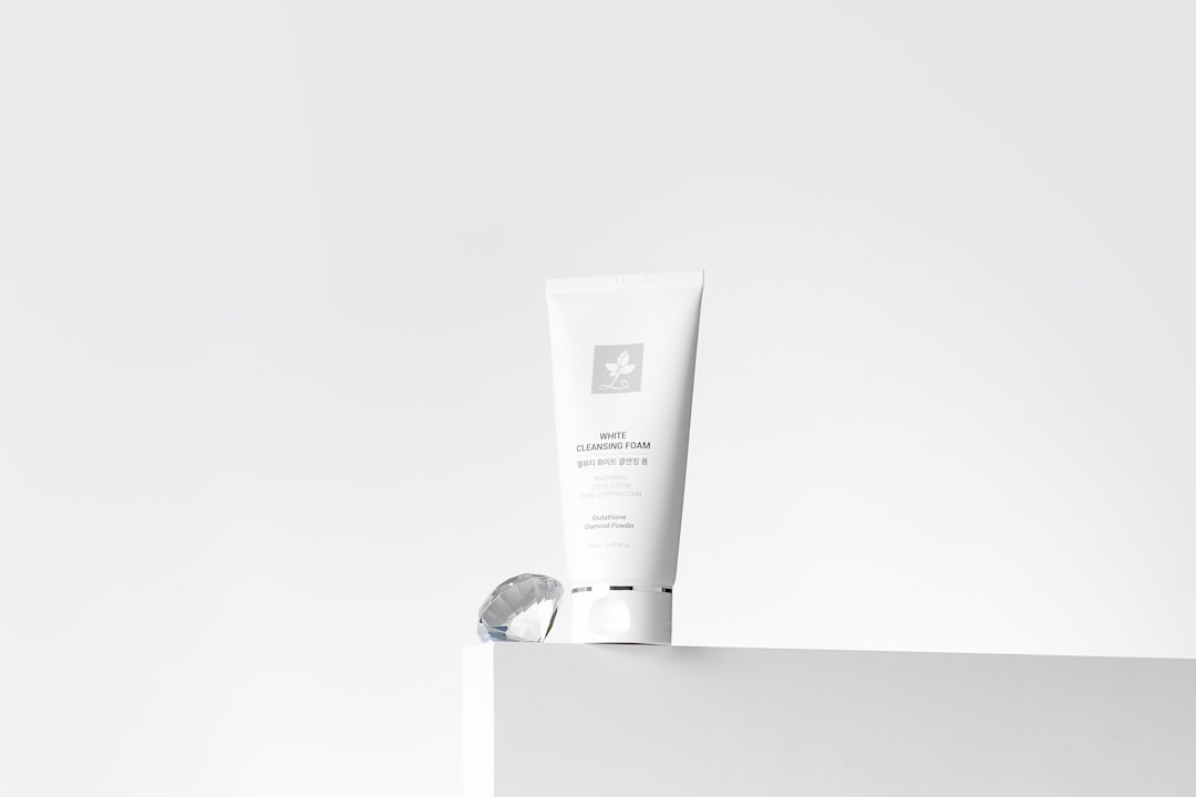 أهمية التصوير بخلفية بيضاء (White Background) لمتاجر سلة وزد