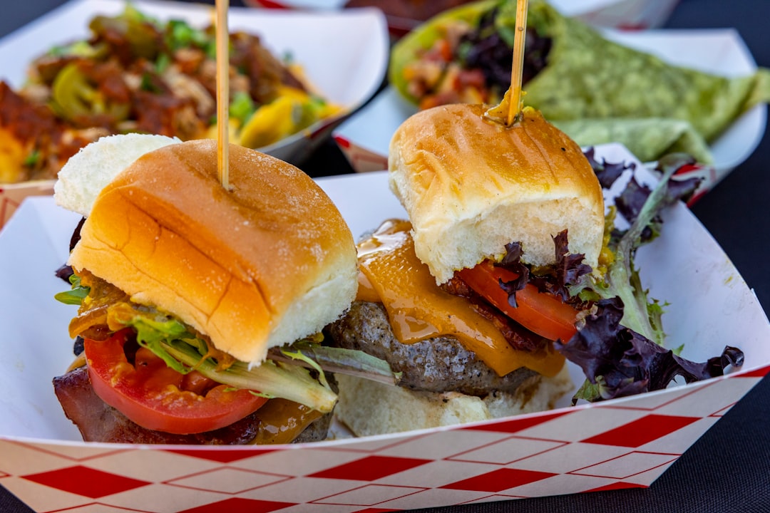 تأثير تصوير المنيو الاحترافي على زيادة معدل طلبات المطاعم في السعودية