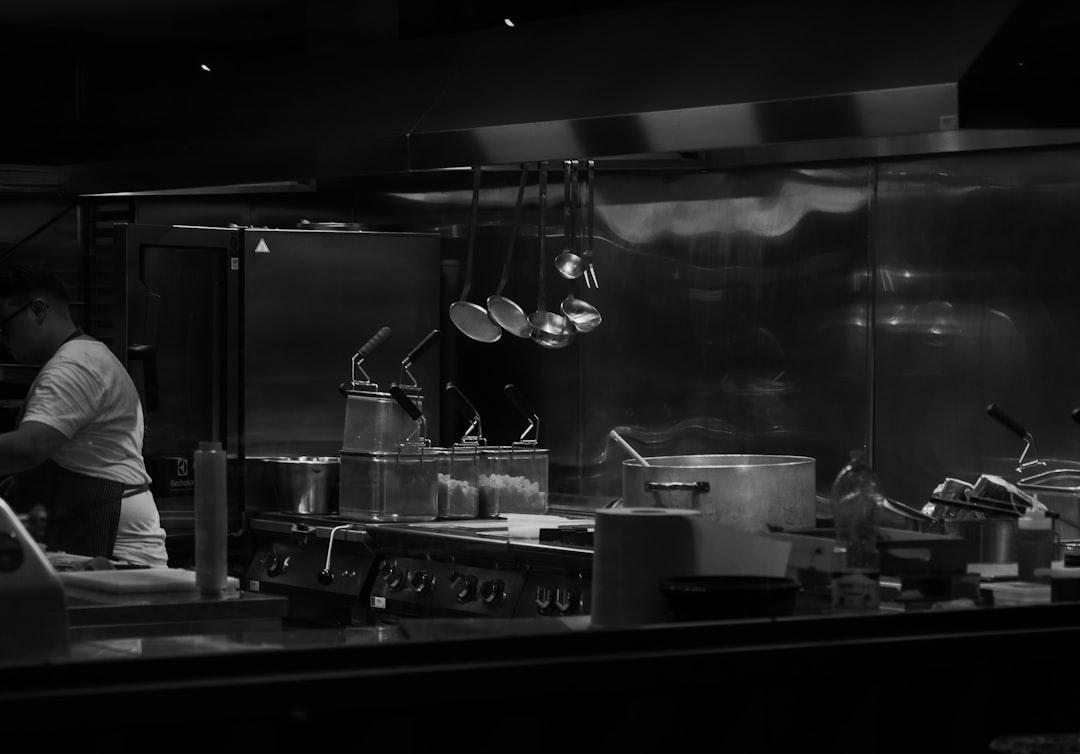 جلسات تصوير الشيف وطاقم العمل: بناء الثقة مع العملاء