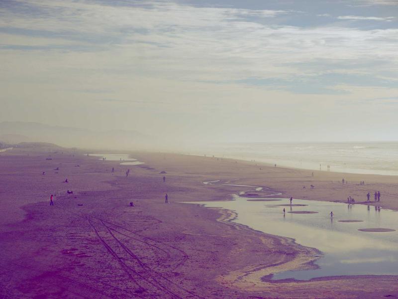 تصوير المعارض التجارية والبوثات في واجهة الرياض