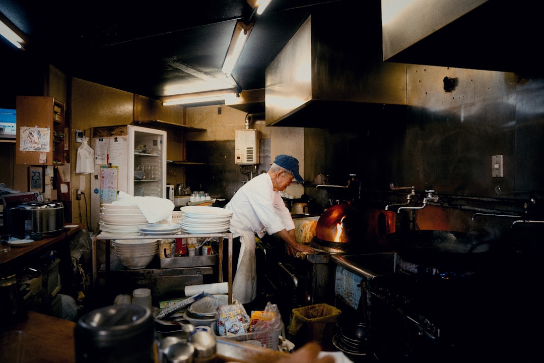 جلسات تصوير الشيف وطاقم العمل: بناء الثقة مع العملاء