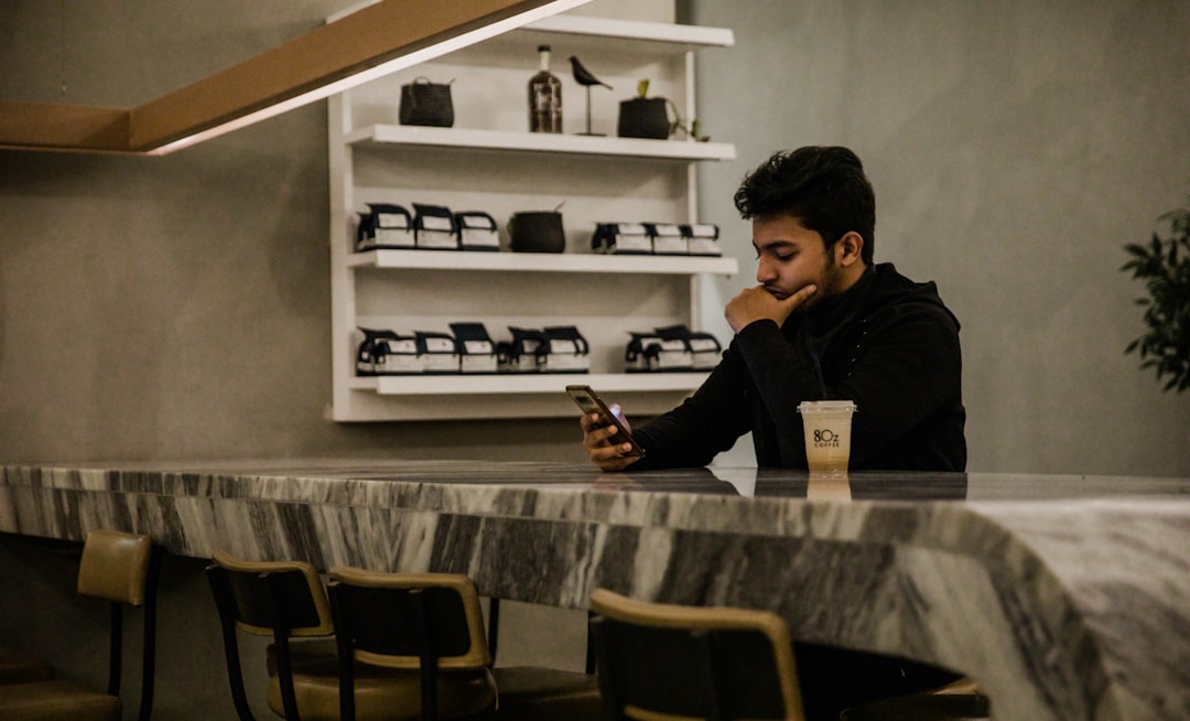 كيف تساعد الصور الاحترافية في تقييمات جوجل ماب لمطعمك؟