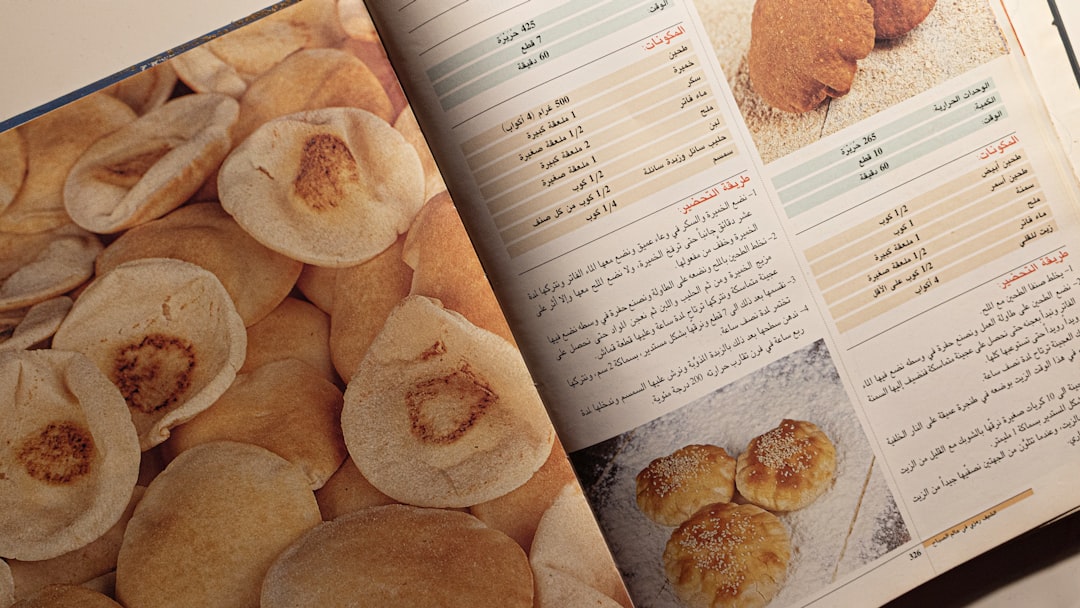 تصوير الأكلات الشعبية السعودية (الكبسة، الجريش) بطريقة مودرن