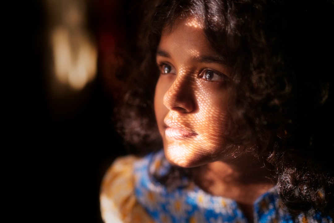 الفرق بين البورتريه الداخلي والخارجي: أيهما تختار؟