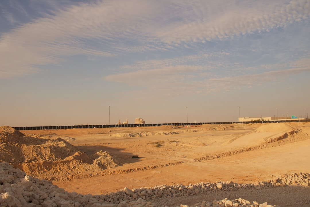 أفضل الأماكن الخارجية للتصوير في الرياض: توصيات طلال عوض