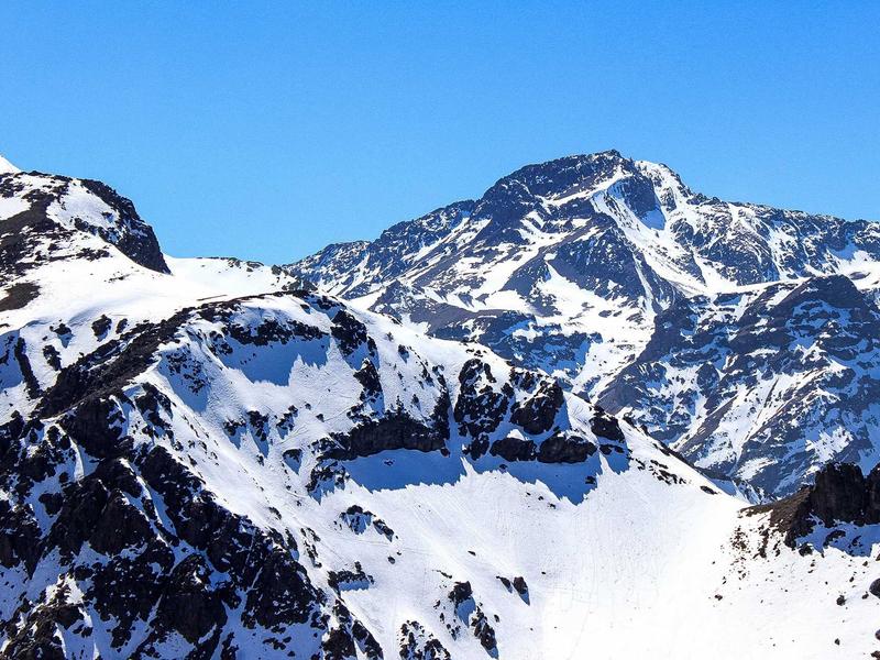 تصوير الأجهزة الإلكترونية والتقنية بدقة عالية