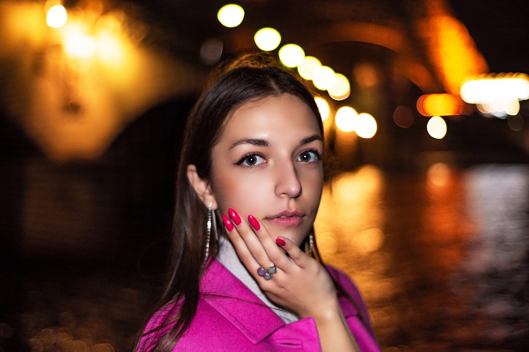 الفرق بين البورتريه الداخلي والخارجي: أيهما تختار؟