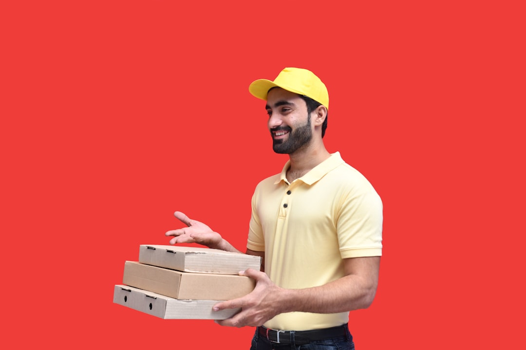 كيف يؤثر وضوح صور المنتجات على نسبة الإرجاع (Returns)؟