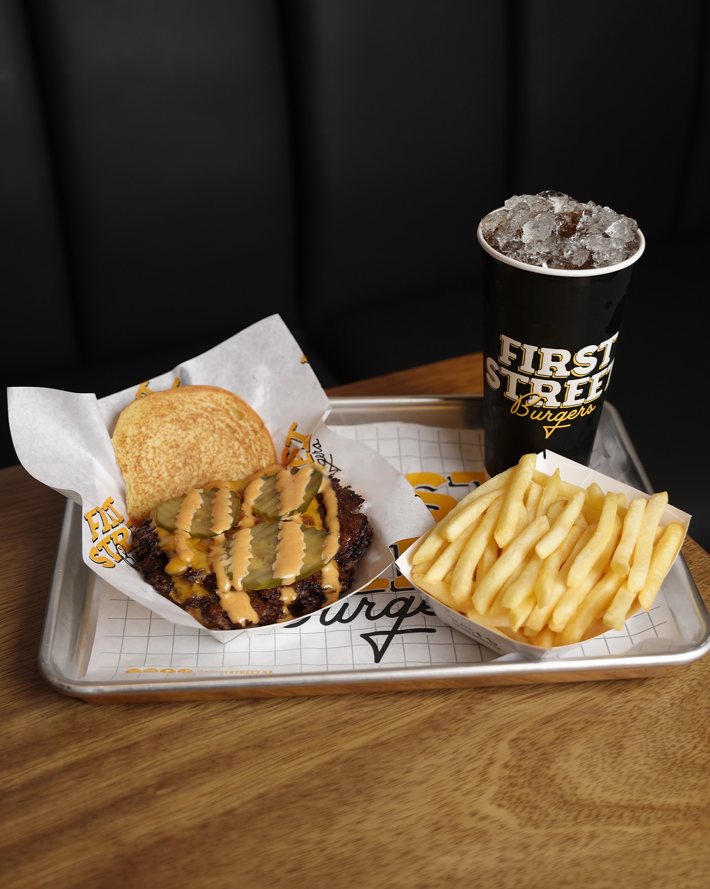 مشروع تصوير "فيرست ستريت برجر" بالرياض | عدسة المصور طلال عوض - تصوير طلال عوض