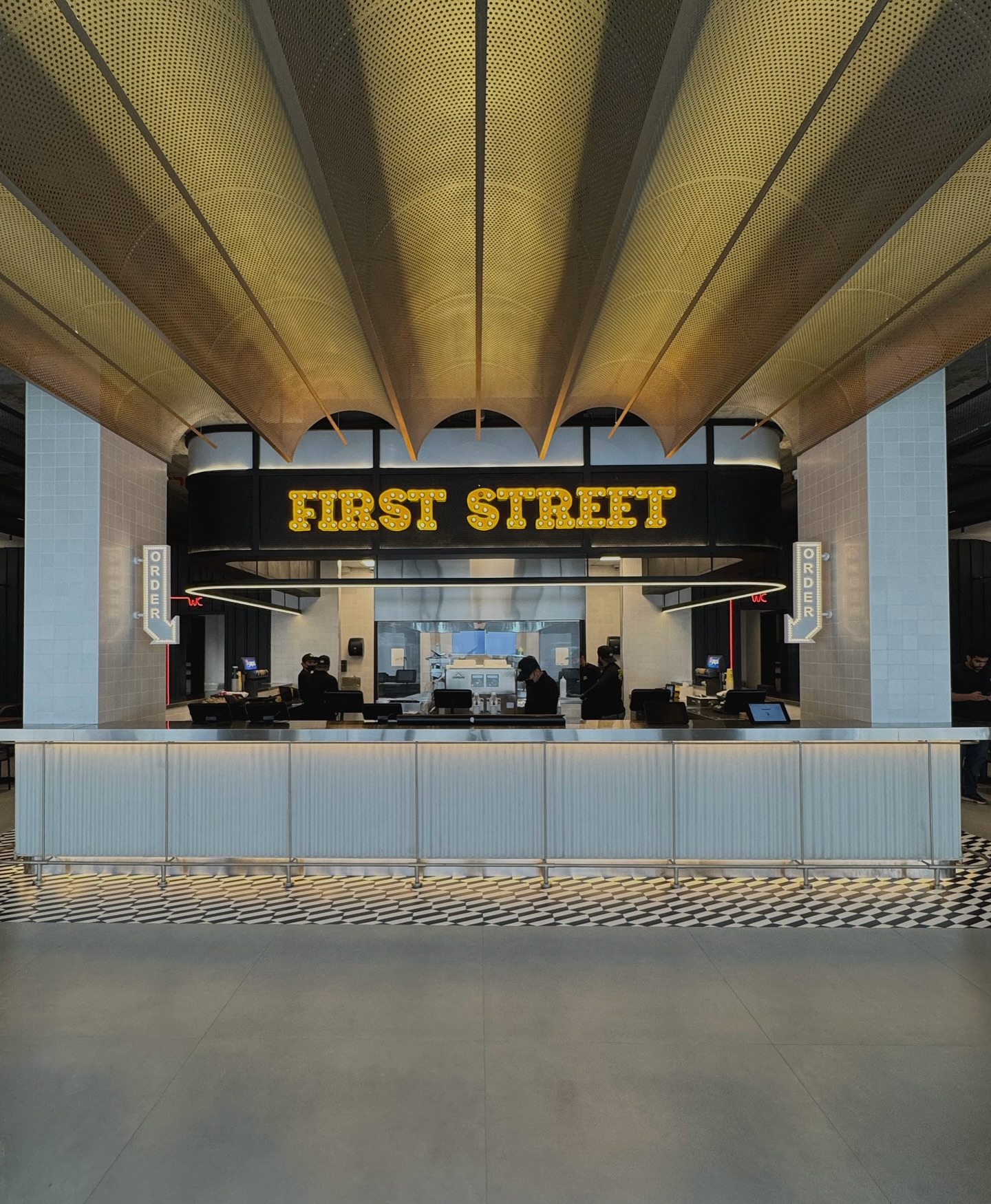 مشروع تصوير "فيرست ستريت برجر" بالرياض | عدسة المصور طلال عوض - تصوير طلال عوض